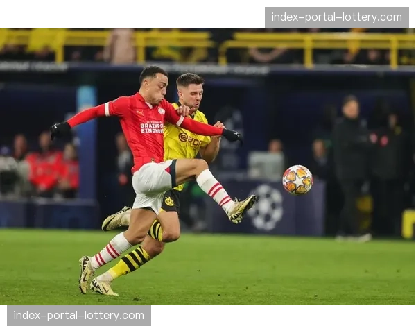 业余观察：低位防守战术风靡欧冠，对业余联赛和校园足球的战术选择产生渗透影响