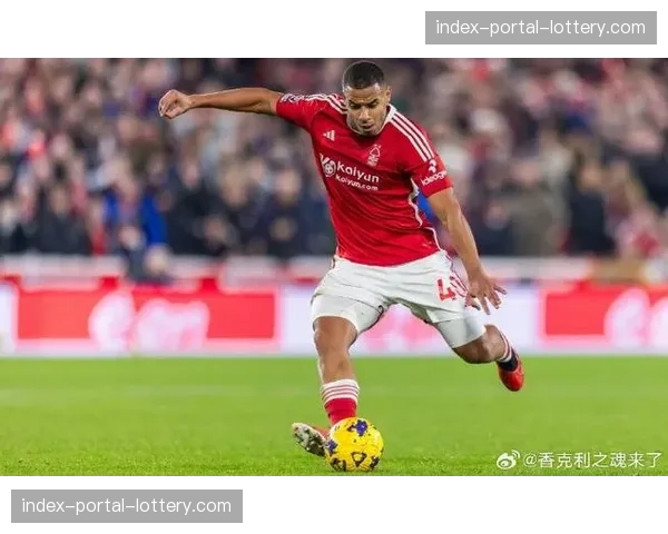 人物通讯：诺丁汉森林后卫穆里略，从巴西街头到英超主力的三年